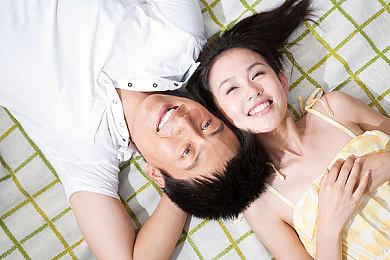 索尼展示PS5 Slim新配色替换外壳 发售时间未定